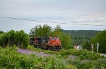 2721 leads CN 402 at Rivière-Hâtée